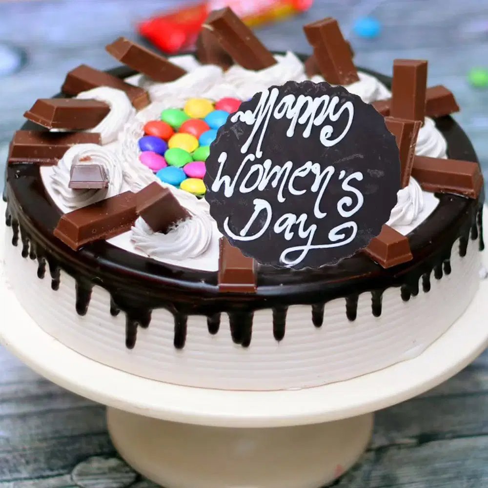 KITKAT GEMS CAKE