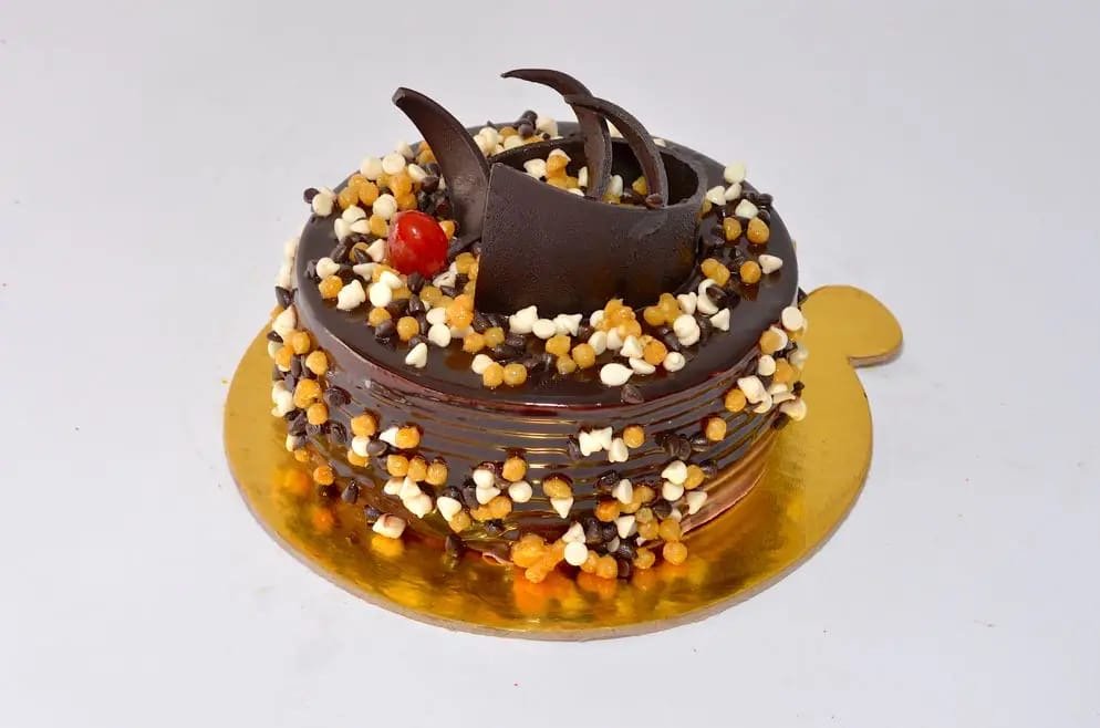 Chocolate Crunch Cake