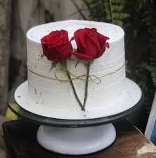 Rose Kiss Cake
